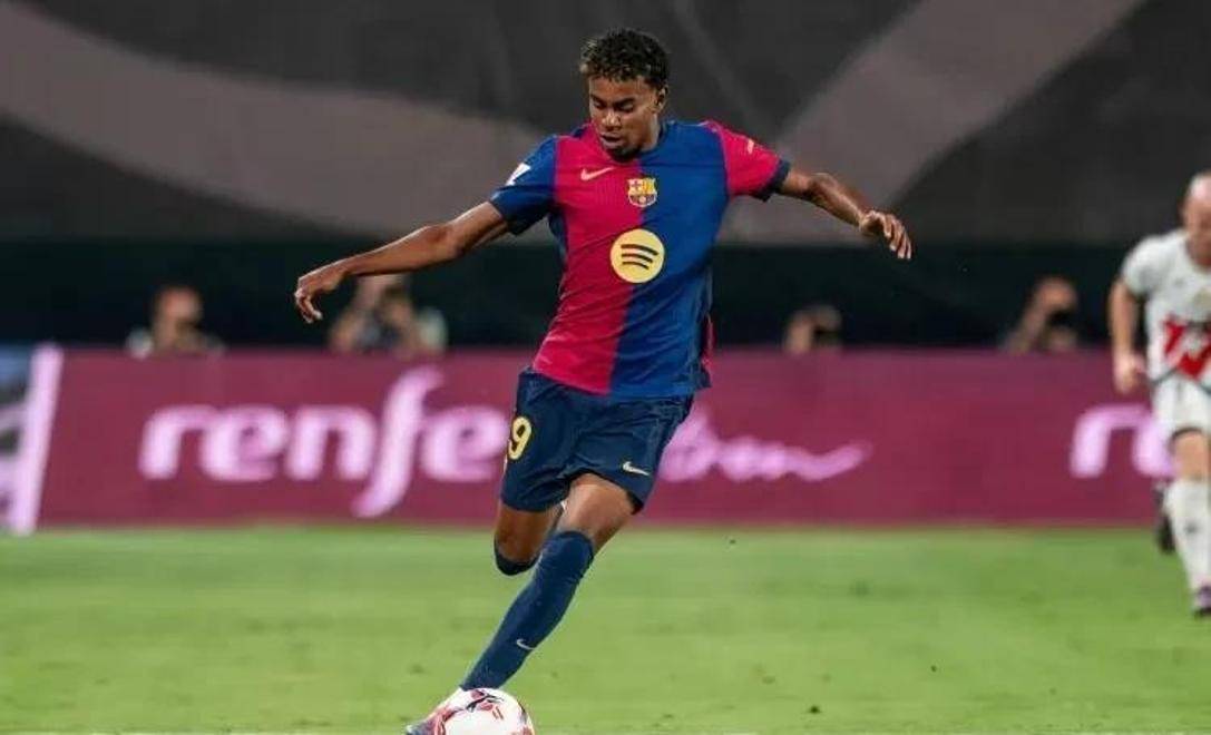 豪宅风波后，全红婵带伤赴新疆滑雪，再次陷入争议，樊振东说对了