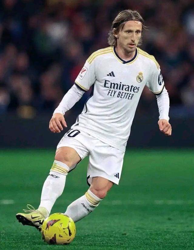 征战2026年苏超，南通队招募球员和教练员