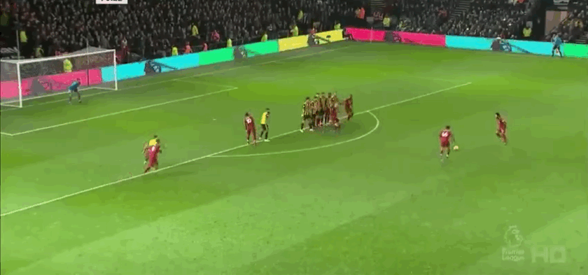 记者：除非大规模卖人，否则曼联不太可能继续追求多纳鲁马