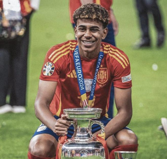 王洪亮：美国巴西身体强太多；若早跟她们踢热身赛或许会好些